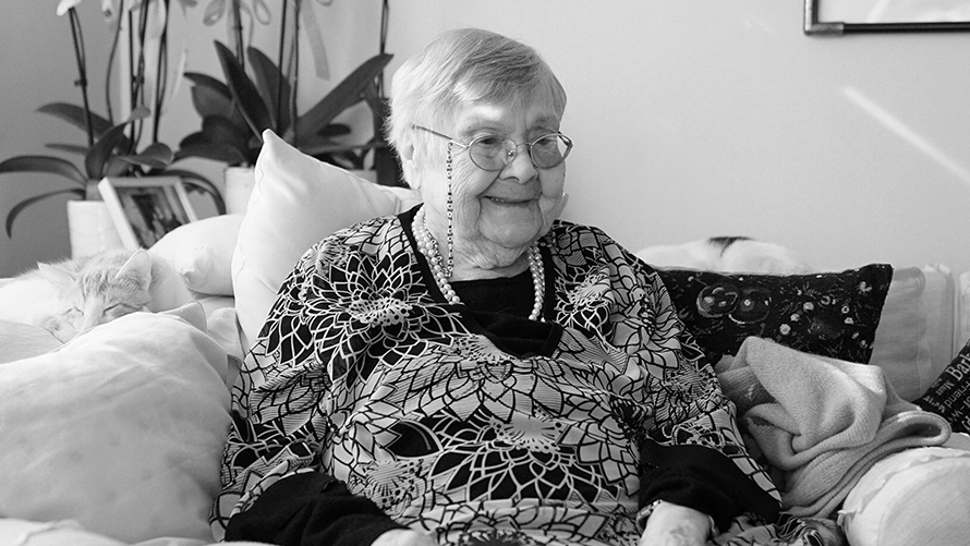 Muazzez İlmiye Çığ ile #heralandaeşit | BMW Joy Blog