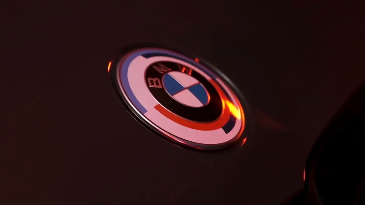 BMW 3 Serisi Sedan - 50th Year M Edition | BMW Türkiye BMW 3 Serisi Sedan - 50th Year M Edition | BMW Türkiye