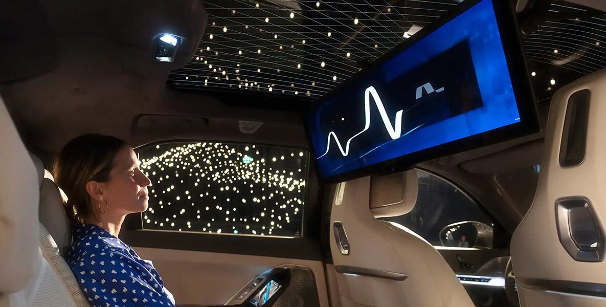 Pulse Topology: BMW i7’den İlham Alan Bir Enstalasyon | BMW Joy Blog Pulse Topology: BMW i7’den İlham Alan Bir Enstalasyon | BMW Joy Blog