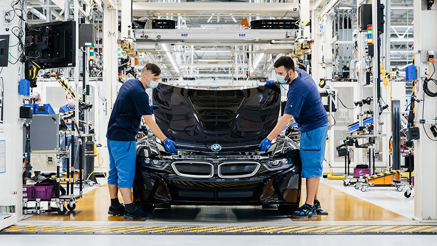Üretilen son BMW i8 Roadster’lar - BMW Group Plant Leipzig Üretilen son BMW i8 Roadster’lar - BMW Group Plant Leipzig