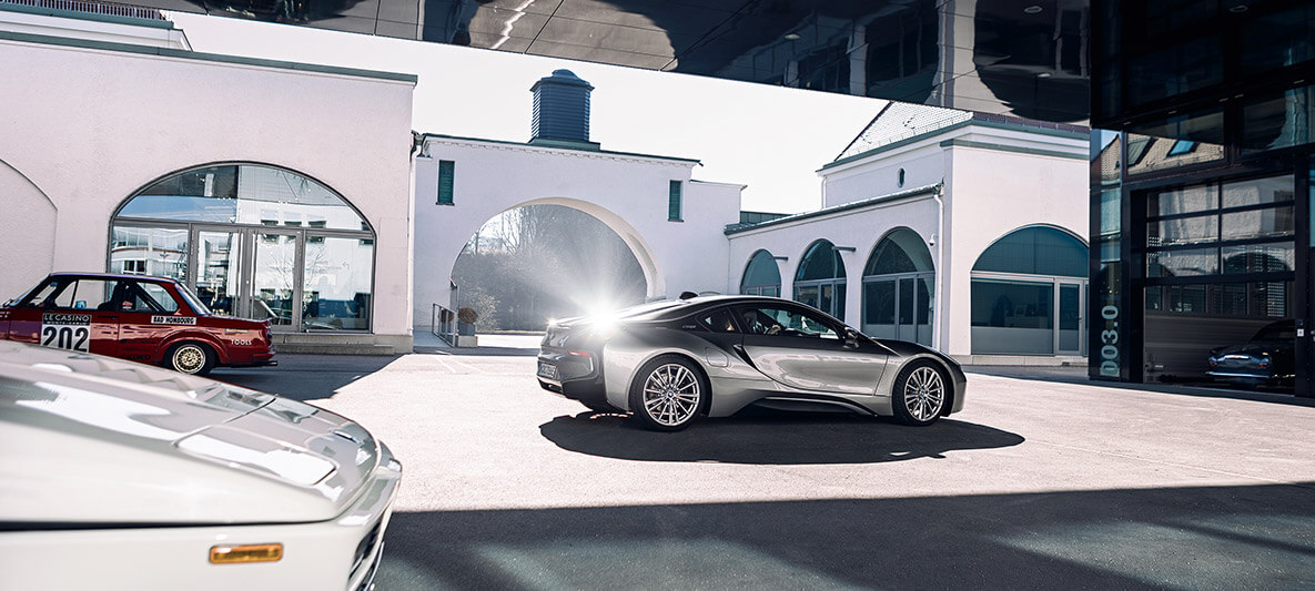 Geleceğin klasiği, şimdiden günümüzün efsanesi: BMW i8 Geleceğin klasiği, şimdiden günümüzün efsanesi: BMW i8