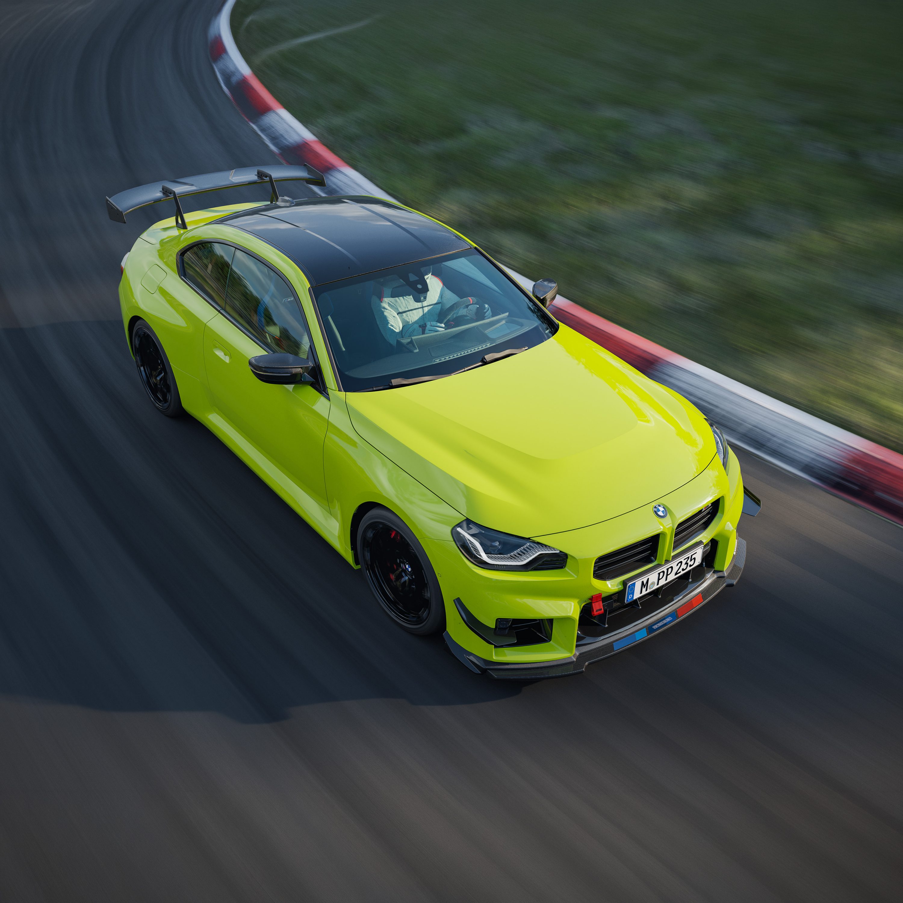 BMW M Performance Track Kit ile BMW M2