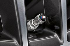 M Performans valf kapağı.