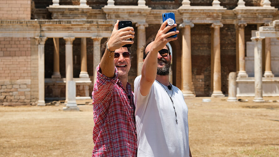 Kahverengi Tabelaların İzinde: Truva ve Sardes  | BMW Joy Blog