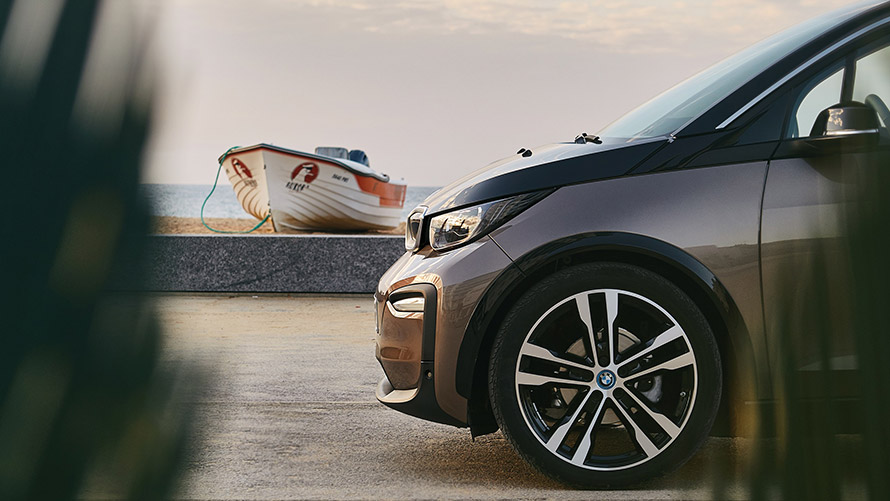 Razor Fist ile Tanışın. | BMW Joy Blog Atıksız Seyahat Deneyimleri. | BMW Joy Blog