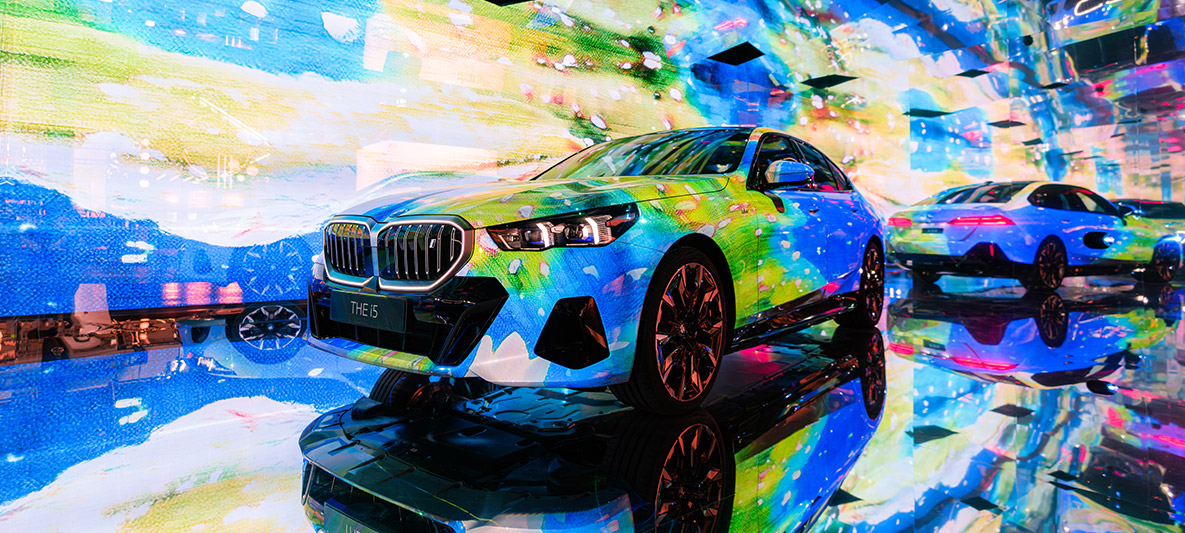 “The Electric AI Canvas”: Yeni BMW i5’ten İlham Alan Enstalasyon | BMW Joy Blog