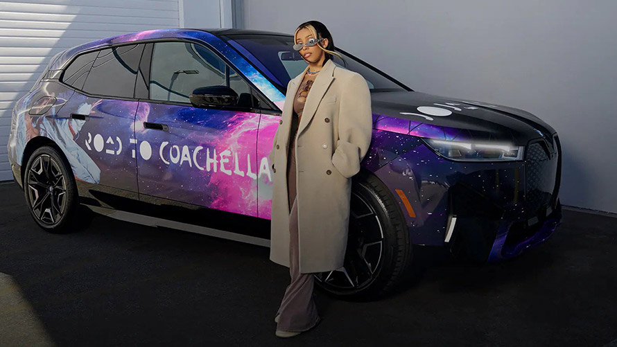 Doja Cat ve BMW iX ile Coachella Yolculuğu | BMW Joy Blog Doja Cat ve BMW iX ile Coachella Yolculuğu | BMW Joy Blog