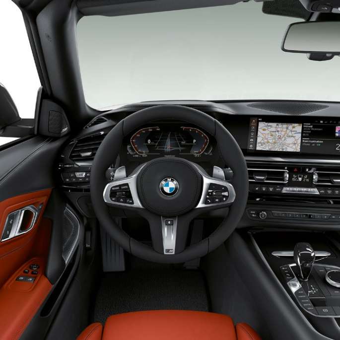 Yeni BMW Z4 Roadster Sport Line Modeli Yeni BMW Z4 Roadster Sport Line Modeli, direksiyon ve sürücü alanı