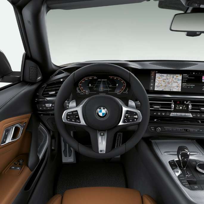 Yeni BMW Z4 Roadster M40i, direksiyon ve sürücü alanı Yeni BMW Z4 Roadster M40i